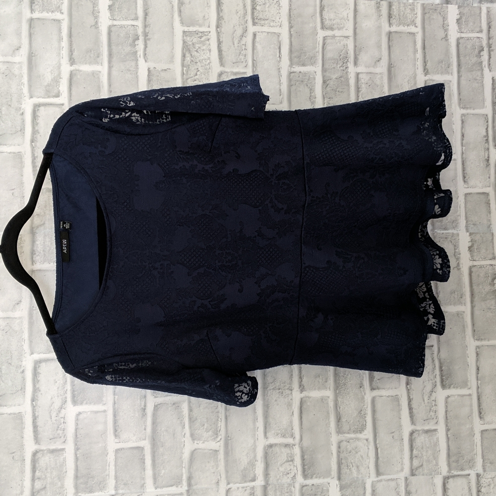 Apt. 9 Dark Blue Lace Top w/ Sheer Lace Sleeves; Petite Large
